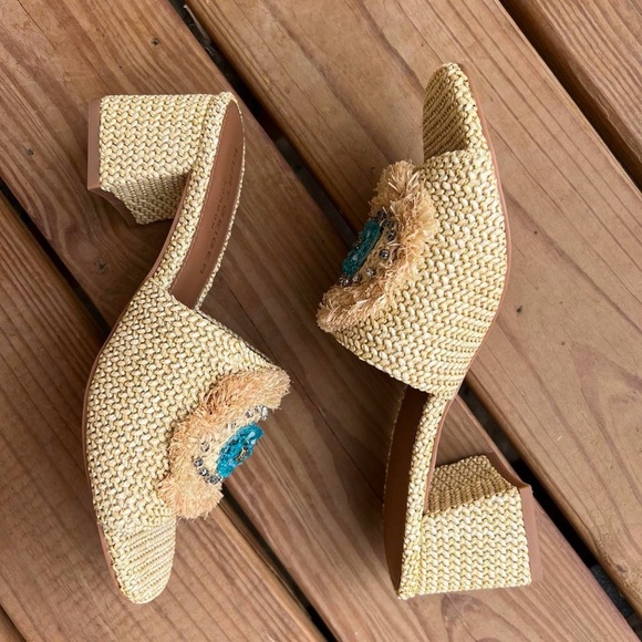 NWT Kurt Geiger evil eye embellished tan sandals - Picture 2 of 8